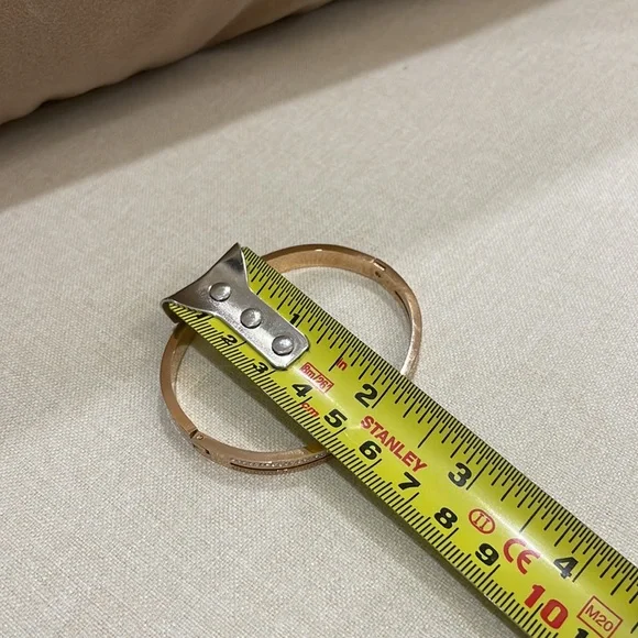 Gucci like bracelet. - Picture 7 of 7